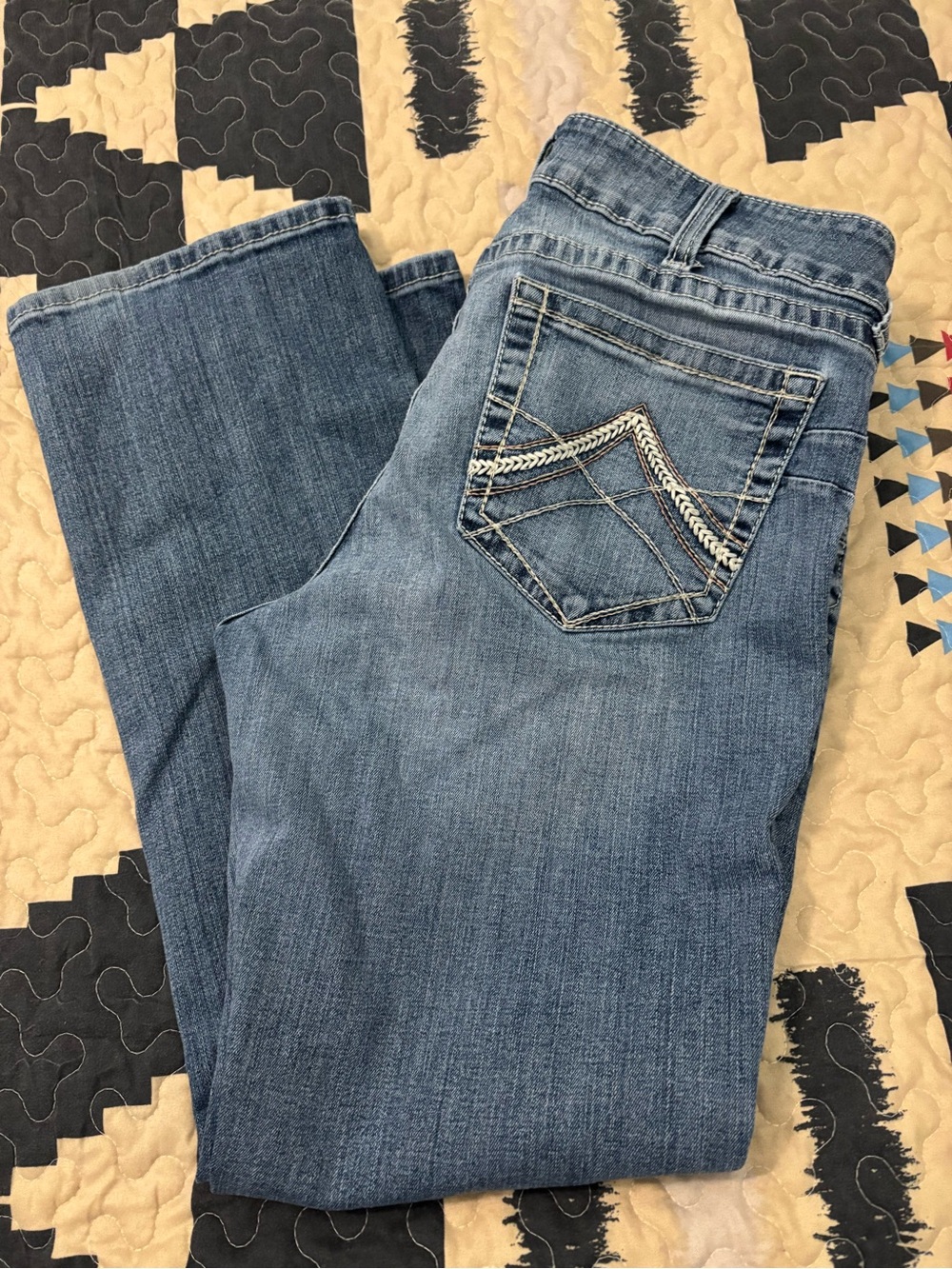 Ariat Women's Medium Blue Straight Leg Jeans with Embroidered Back Pocket